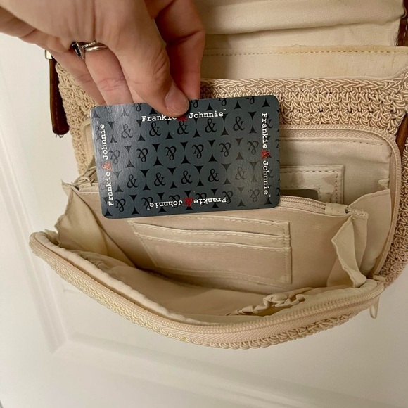 Frankie and Johnnie Cream Woven Crossbody Bag with Makeup Storage - Picture 5 of 5